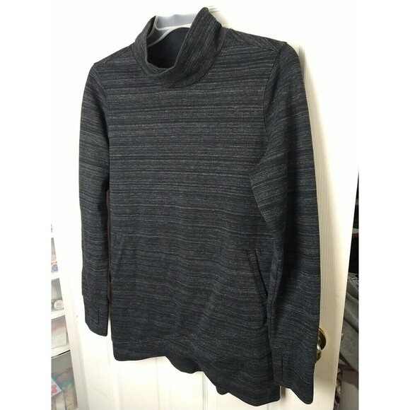 Duluth Trading Post Grey Mock Neck Tunic Pock Thumbholes Top. Size M - Picture 4 of 12